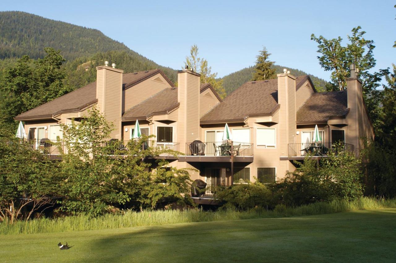 Welches Whispering Woods Resort מראה חיצוני תמונה