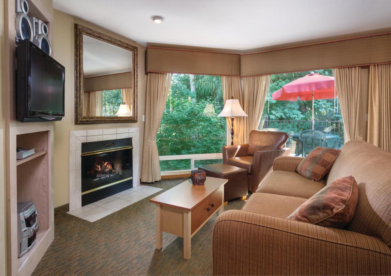 Welches Whispering Woods Resort מראה חיצוני תמונה