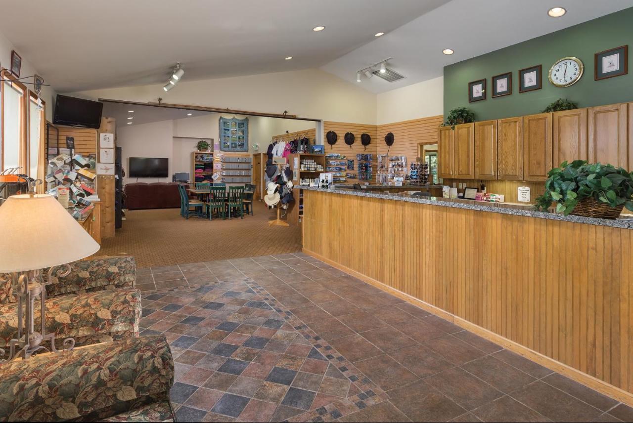 Welches Whispering Woods Resort מראה חיצוני תמונה