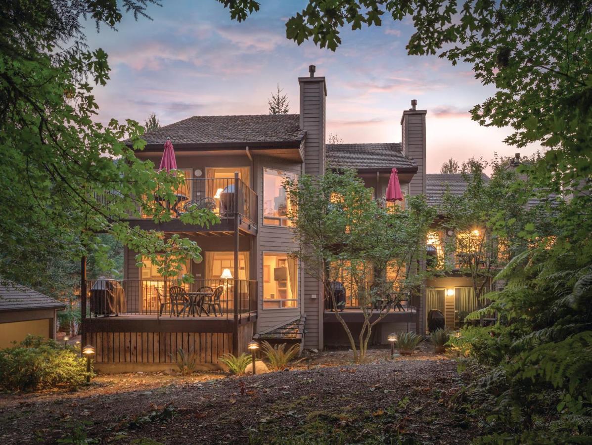 Welches Whispering Woods Resort מראה חיצוני תמונה