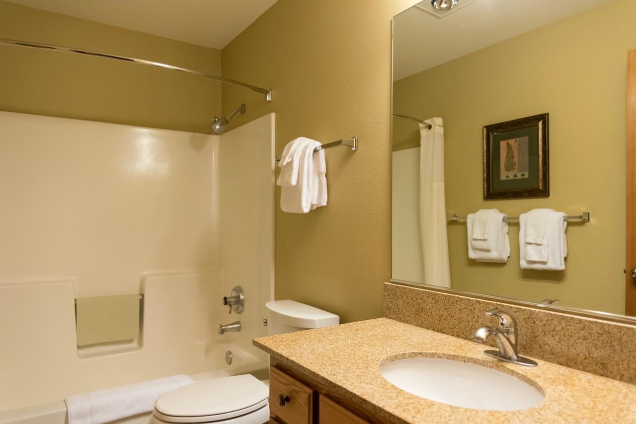 Welches Whispering Woods Resort מראה חיצוני תמונה