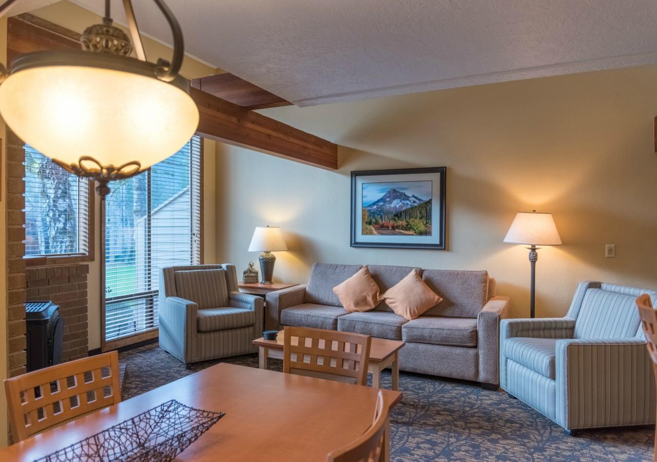 Welches Whispering Woods Resort מראה חיצוני תמונה