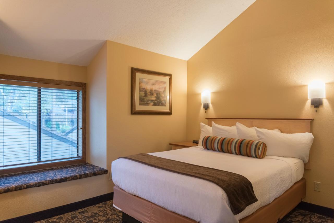 Welches Whispering Woods Resort מראה חיצוני תמונה