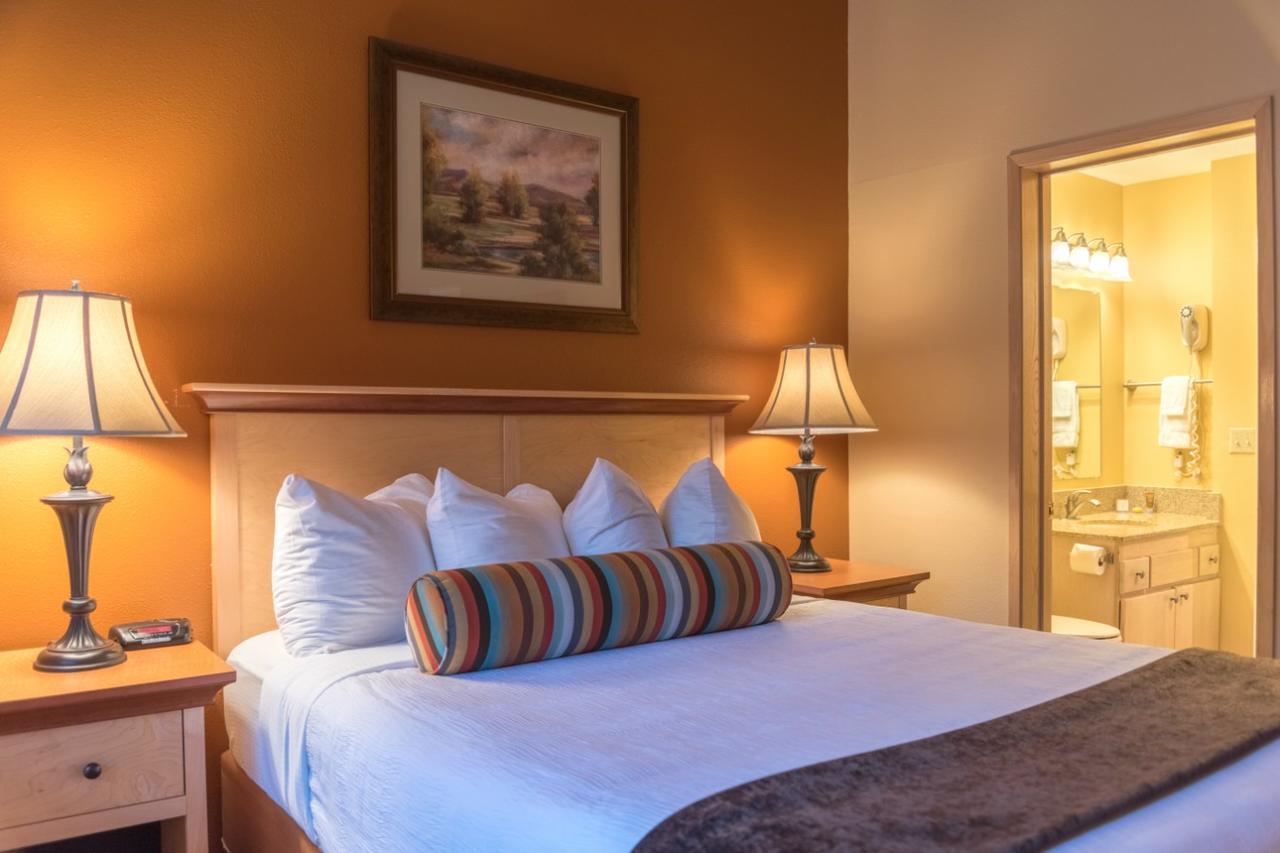 Welches Whispering Woods Resort מראה חיצוני תמונה